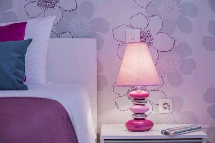 Apartment Stylish Suburb With Private Parking And Wi-fi In Residential Area Between City Centre And Hidrobaza Beach